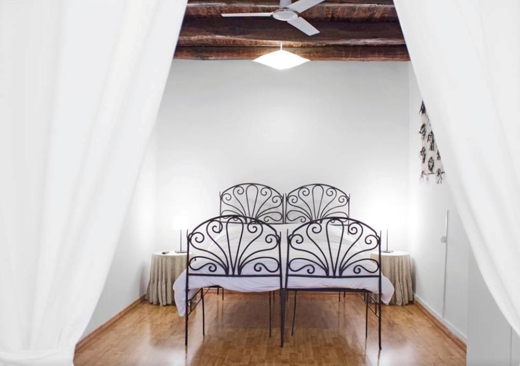 Appartamento Casa Toledo Naples Exterior photo